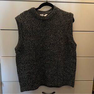 Black and White Sleeveless Knit Sweater